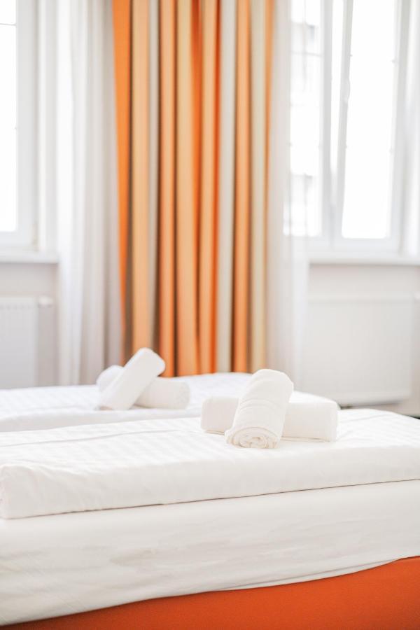 Self-Check-In Hotel Adlon Vienna Exterior photo