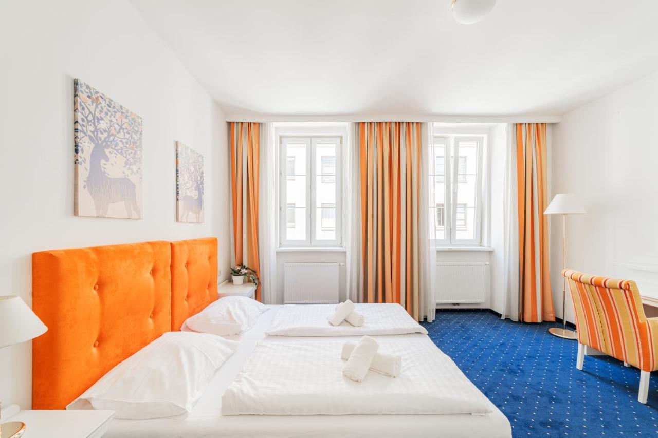 Self-Check-In Hotel Adlon Vienna Exterior photo