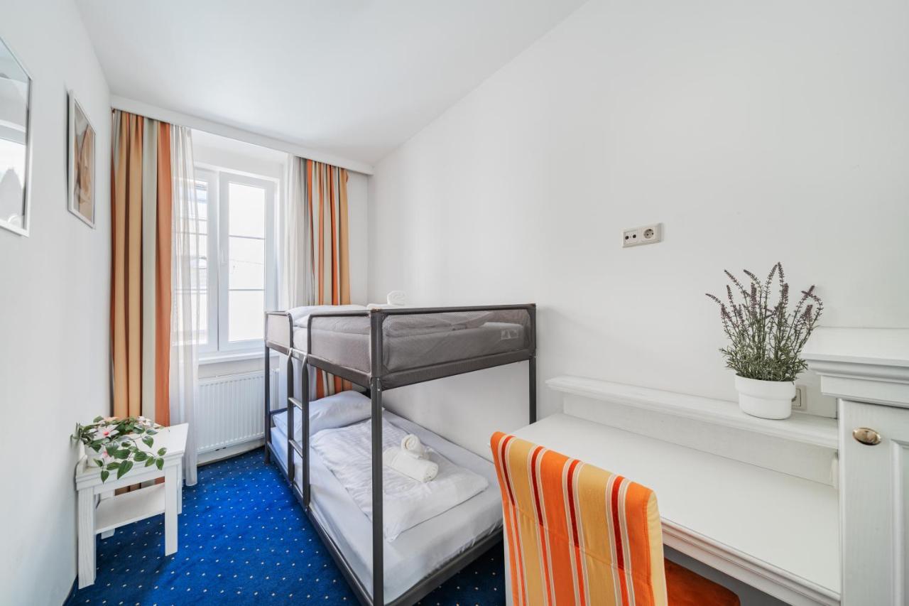 Self-Check-In Hotel Adlon Vienna Exterior photo